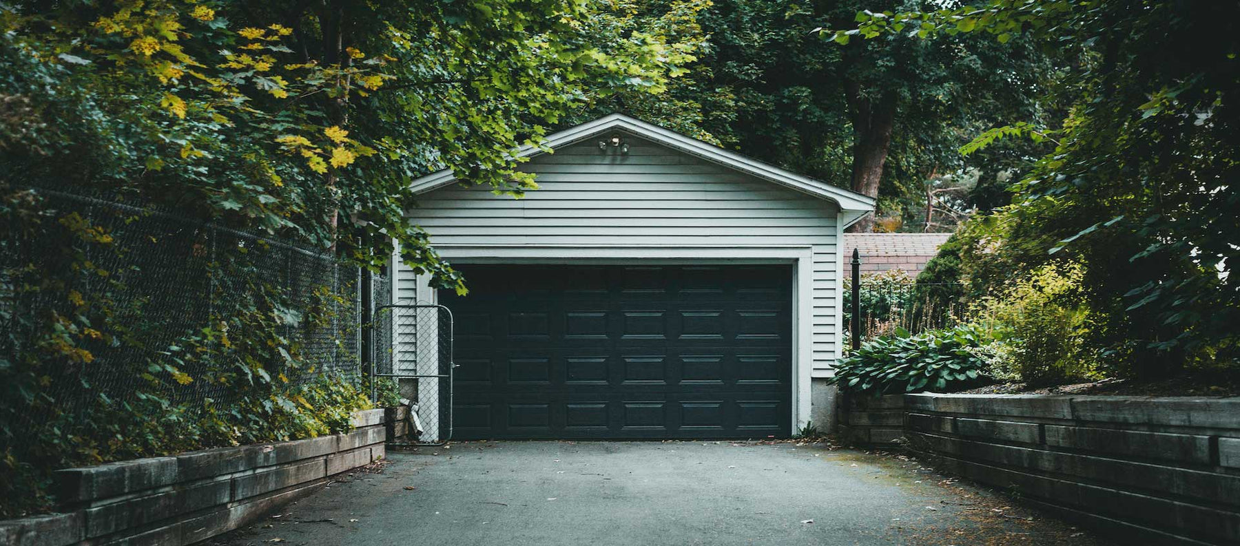Buying Replacement Batteries for Automatic Garage Doors